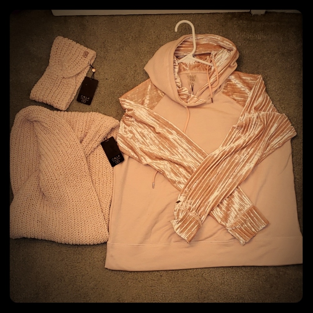 Sweatshirt, scarf, headband